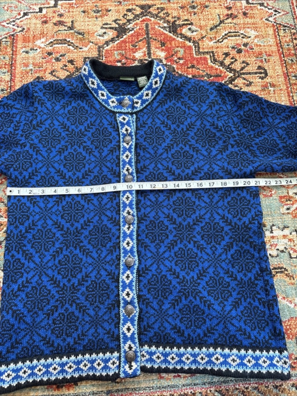 Vintage L.L.Bean Merino Wool Nordic Fair Isle sweater silver buttons size Medium - Picture 7 of 9